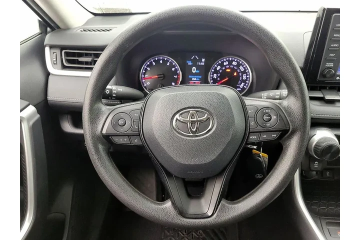 $24998 : Toyota RAV4 2021 LE 4dr SUV image 10