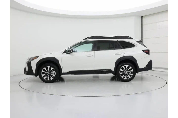 $31998 : Subaru Outback 2023 AWD Limi image 3