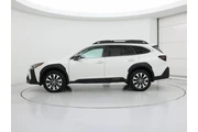 $31998 : Subaru Outback 2023 AWD Limi thumbnail