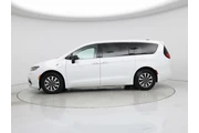 $29998 : Chrysler Pacifica Plug-In Hy thumbnail