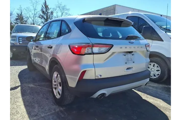 $15944 : Ford Escape 2020 S 4dr SUV image 7