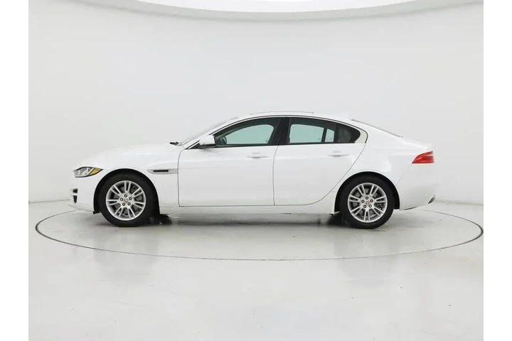 $14998 : Jaguar XE 2017 25t Premium 4 image 3