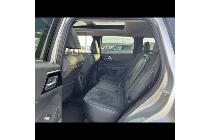 $23999 : Mitsubishi Outlander 2022 AW image 8