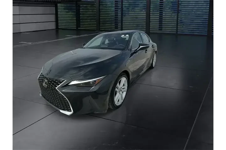 $39788 : Lexus IS 300 2024 4dr Sedan image 4
