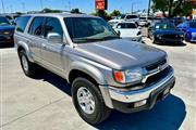 $19950 : 2002 4Runner SR5 thumbnail