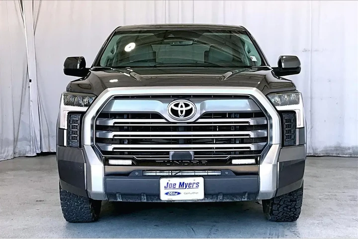 $39991 : Toyota Tundra 2023 4x2 Limit image 2
