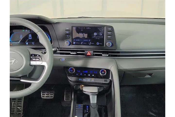 $24280 : Hyundai ELANTRA 2025 SEL Spo image 8