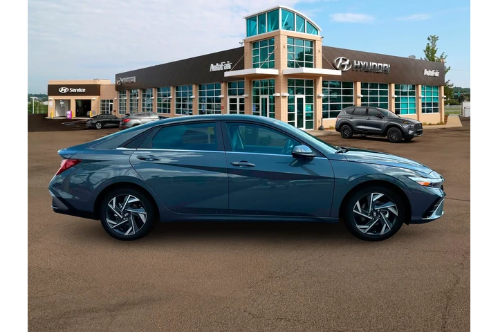 $23500 : Hyundai ELANTRA 2025 Limited image 9