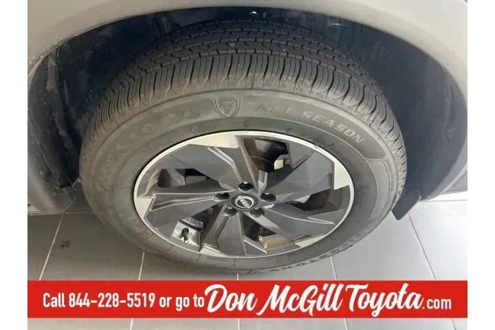 $22771 : Nissan Rogue 2024 AWD SV 4dr image 5