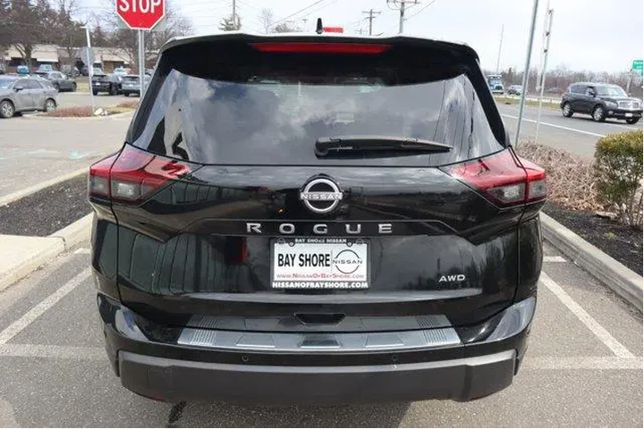 $23131 : Nissan Rogue 2025 AWD SV 4dr image 7