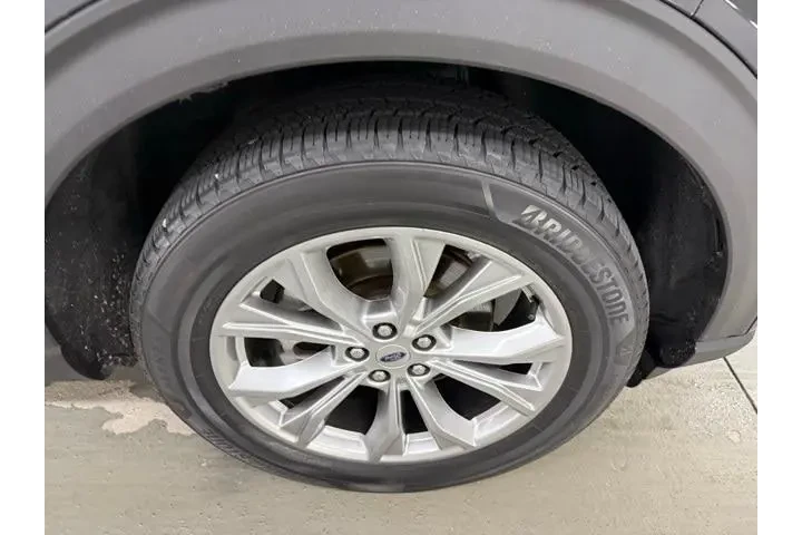 $19968 : Ford Explorer 2020 AWD XLT 4 image 4