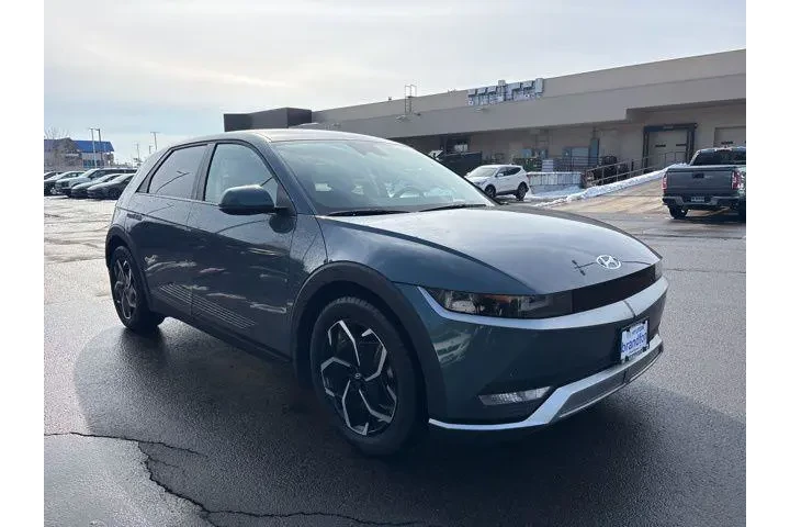 $23000 : Hyundai IONIQ 5 2023 AWD SE image 1