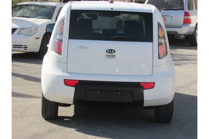 $6995 : 2011 Soul + image 8