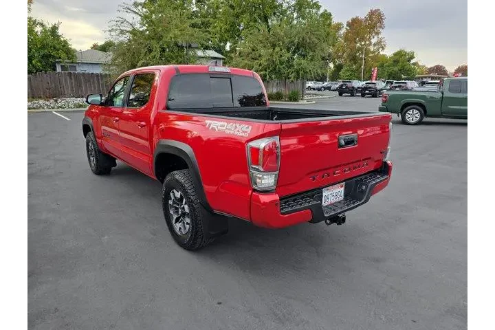 $39995 : Toyota Tacoma 2022 4x4 TRD P image 5