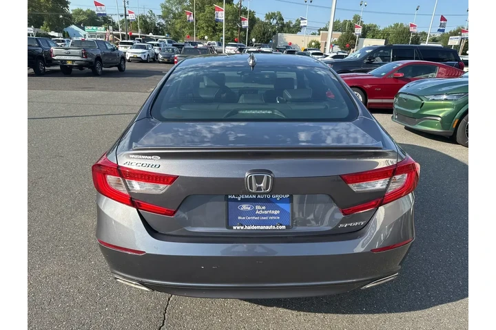 $16995 : Honda Accord 2018 Sport 4dr image 5