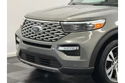 $27500 : Ford Explorer 2020 AWD Plati thumbnail