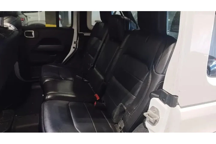 $32534 : Jeep Wrangler 2023 4x4 Sahar image 6