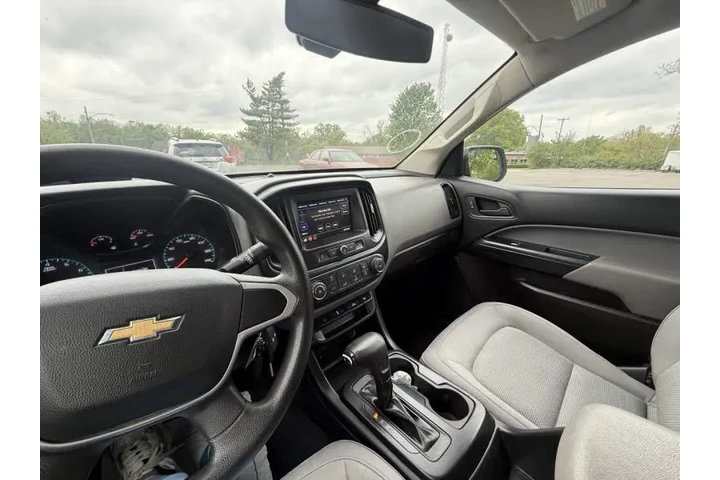 $17999 : 2020 Colorado Work Truck image 10