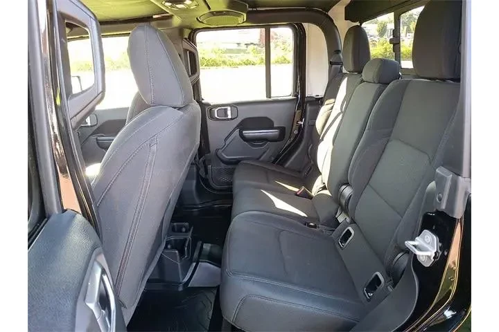 $27909 : Jeep Gladiator 2020 4x4 Spor image 8