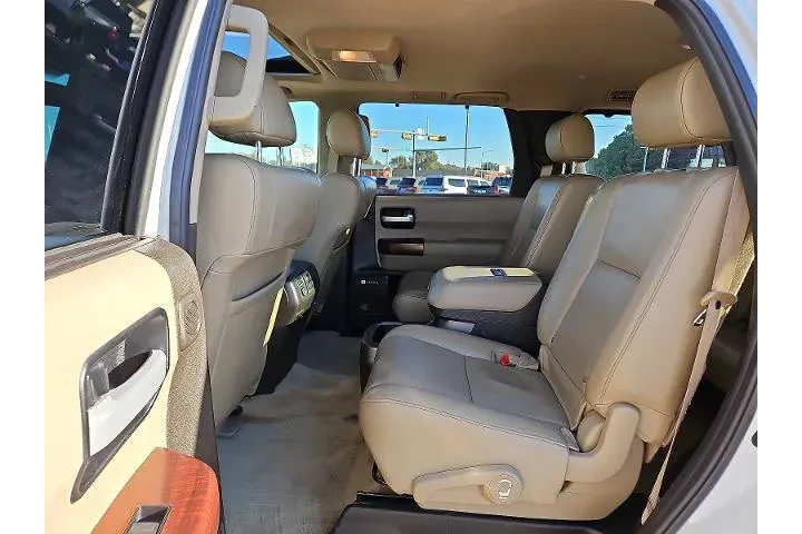 $9525 : Toyota Sequoia 2011 4x4 Plat image 9