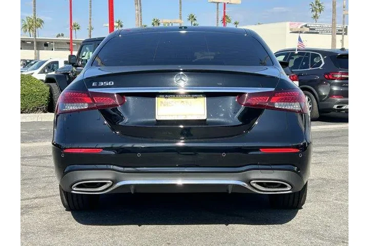 $32998 : Mercedes-Benz E-Class 2022 E image 3
