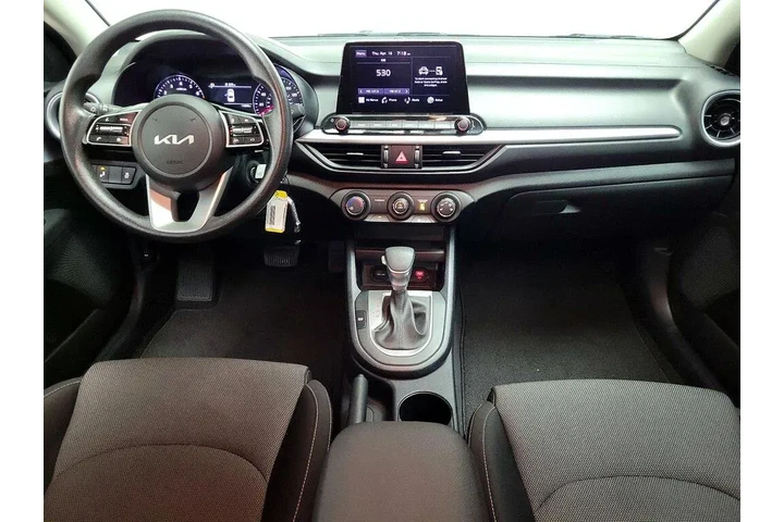 $19998 : Kia Forte 2024 LXS 4dr Sedan image 9