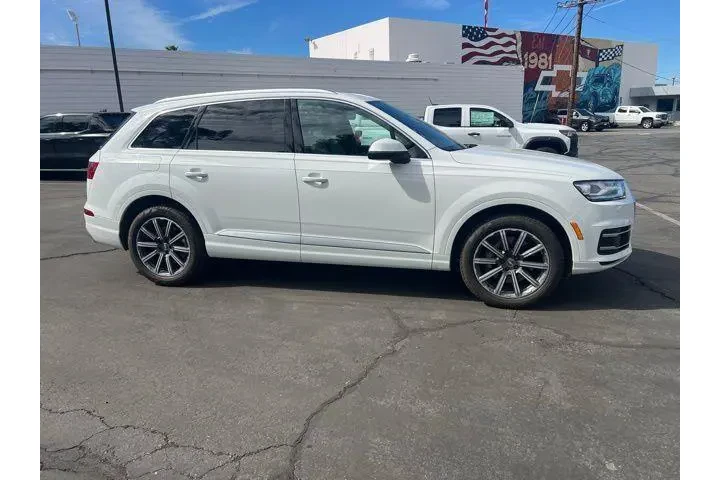 $21391 : Audi Q7 2019 AWD quattro SE image 2