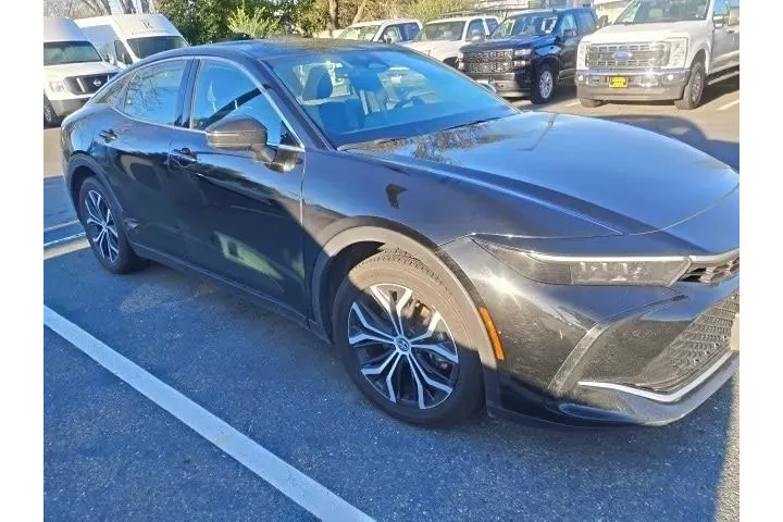 $36988 : Toyota Crown 2024 AWD XLE 4d image 6