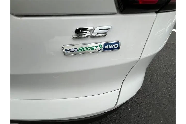 $8500 : Ford Escape 2017 AWD SE 4dr image 9