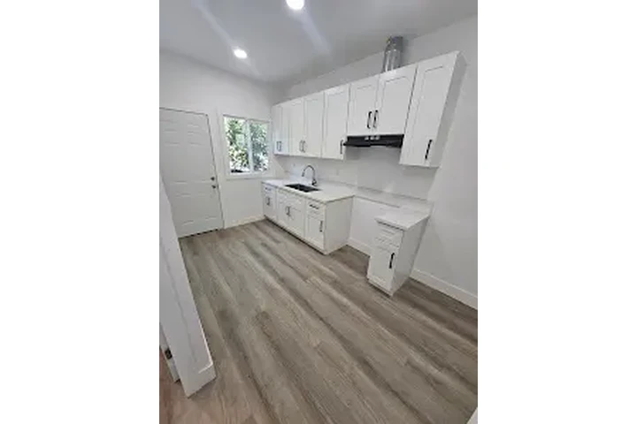 $1695 : RENTO APARTAMENTO image 6