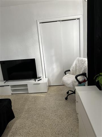 $750 : Habitación para señora en casa image 7