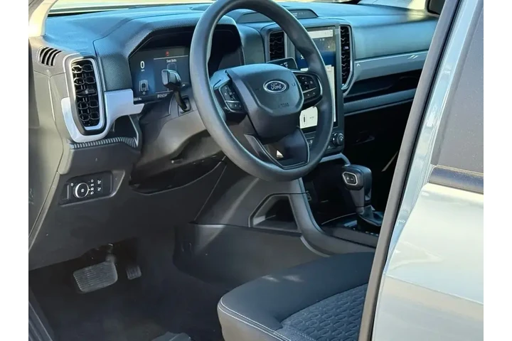 $27489 : Ford Ranger 2024 4x2 XL 4dr image 8