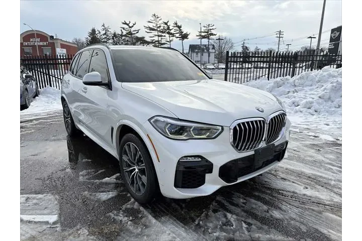 $33943 : BMW X5 2019 AWD xDrive50i 4d image 2