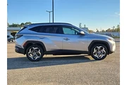 $34210 : Hyundai TUCSON 2024 SEL 4dr thumbnail