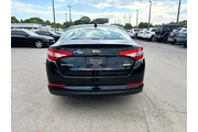 $7980 : 2013 Optima Hybrid 4dr Sdn 2. thumbnail