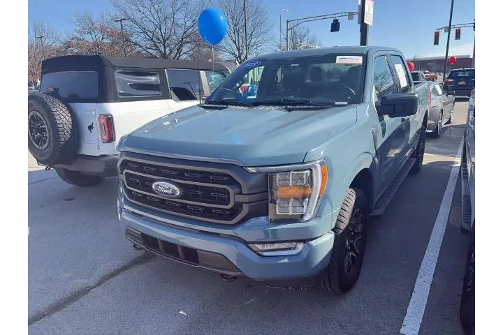 $35000 : Ford F-150 2023 4x4 XL 4dr S image 2