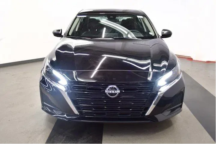 $20994 : Nissan Altima 2025 2.5 SV 4d image 3
