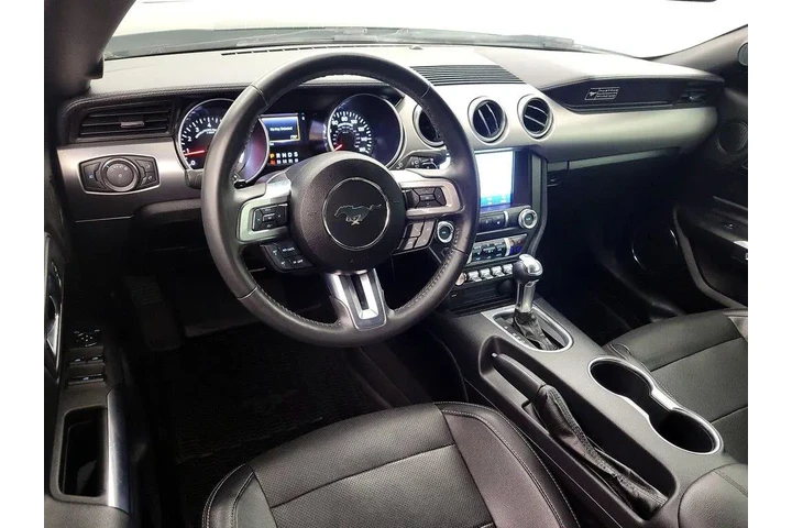 $27998 : Ford Mustang 2020 EcoBoost 2 image 9