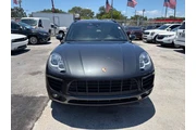 2017 Macan S thumbnail