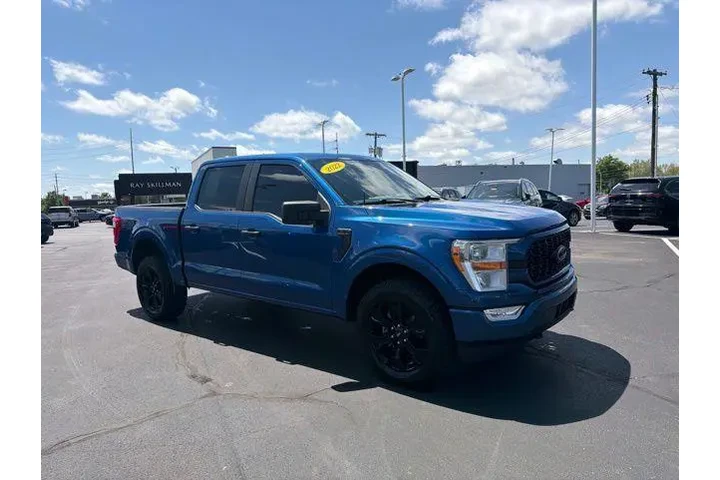 $35980 : Ford F-150 2022 4x4 XL 4dr S image 2