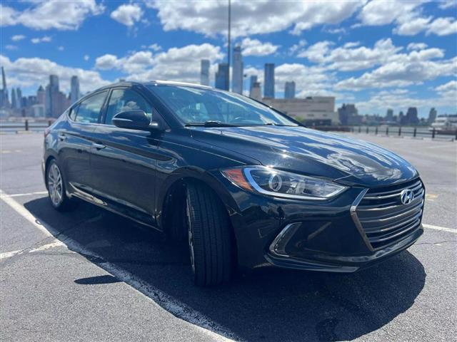 $9995 : 2017 HYUNDAI ELANTRA image 5