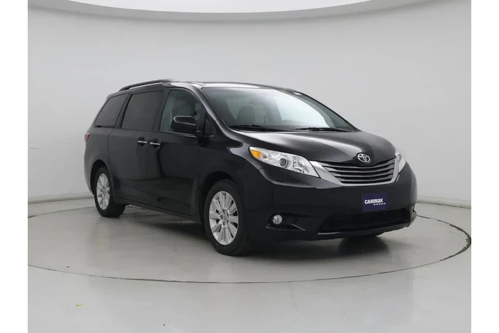$27998 : Toyota Sienna 2015 AWD XLE 7 image 1