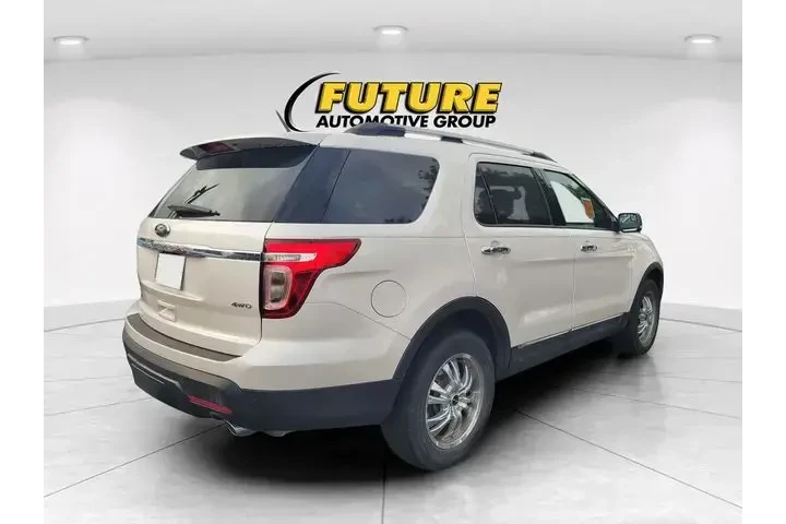 $12070 : Ford Explorer 2015 AWD XLT 4 image 3