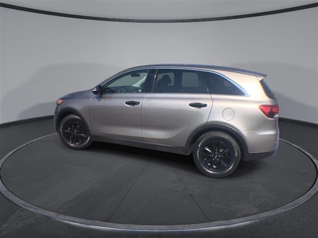 $13700 : PRE-OWNED 2019 KIA SORENTO LX image 6