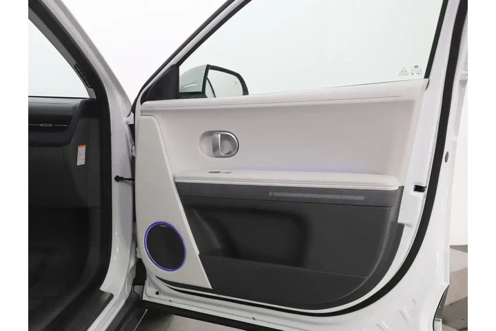 $36998 : Hyundai IONIQ 5 2024 AWD Lim image 9