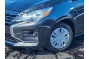 $16855 : Mitsubishi Mirage 2024 ES 4d thumbnail