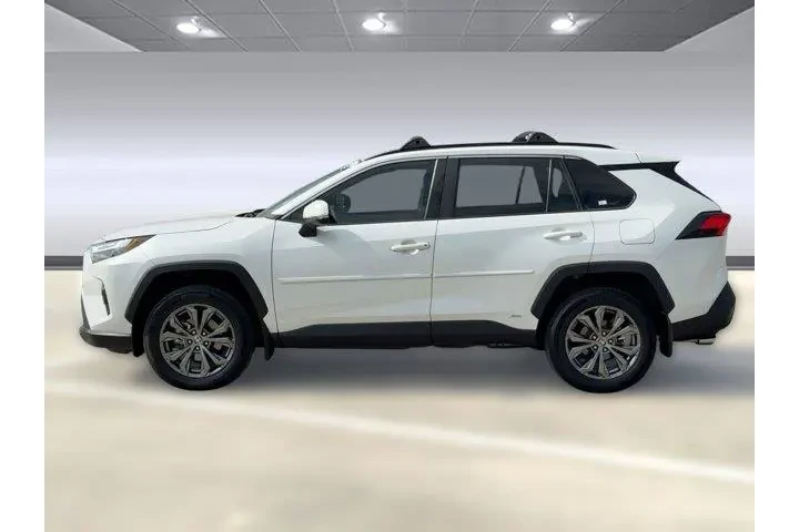 $32998 : Toyota RAV4 Hybrid 2023 AWD image 2