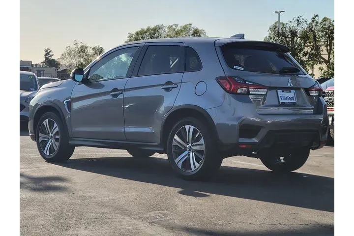 $19950 : Mitsubishi Outlander Sport 2 image 2