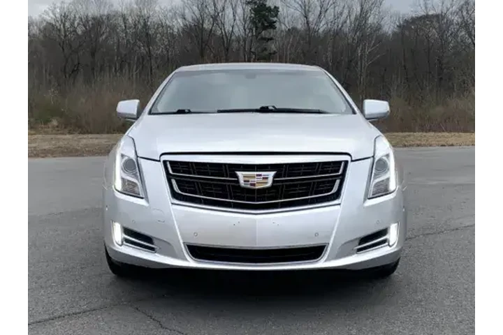 2017 XTS LUXURY image 3