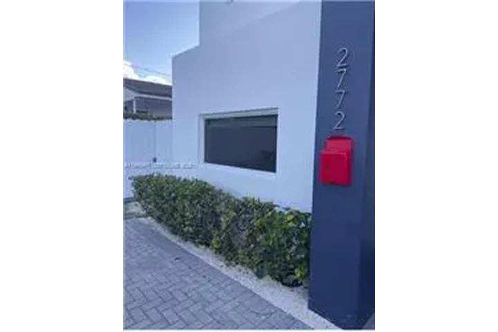 $4500 : Rental property with 3 bedro image 5